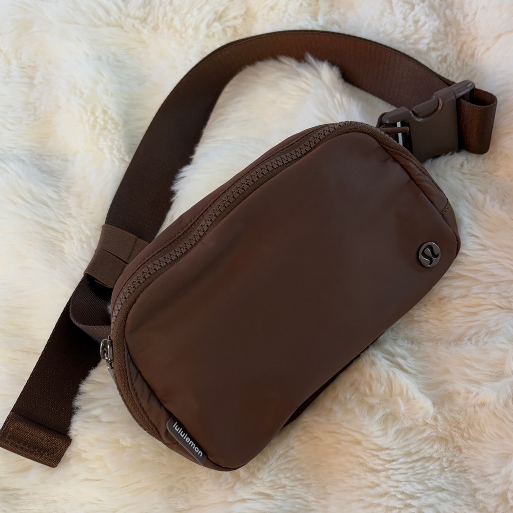 Lululemon Athletica Espresso Belt Bag
